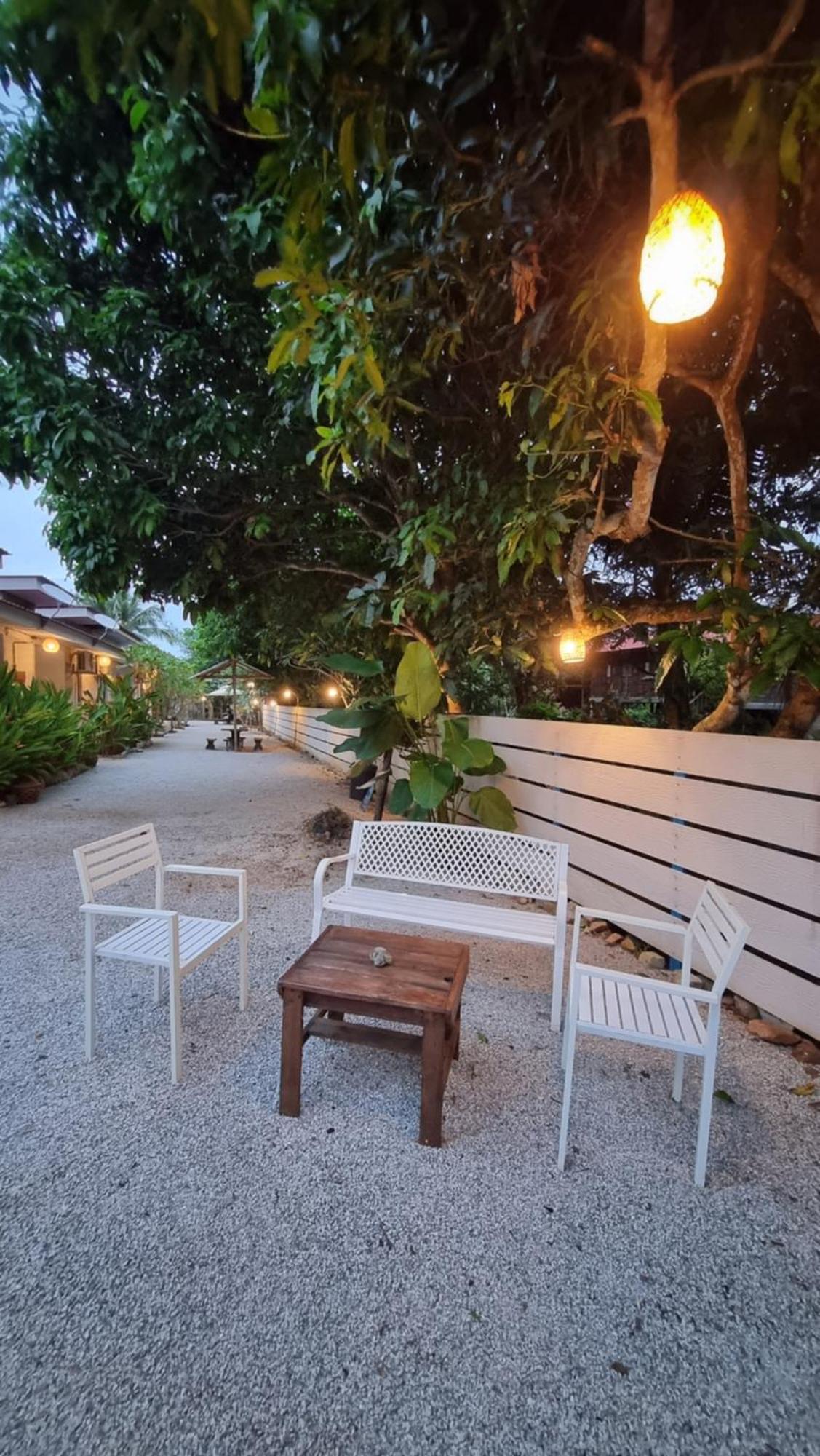 Bed and Breakfast Seven Stones Langkawi Пантай-Сенанг Экстерьер фото